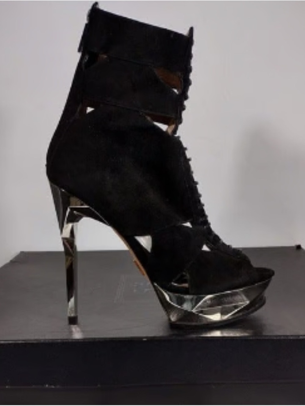 Herve Leger Kalina Stiletto Suede
Boots, Black, Size 37.5